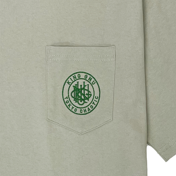 CREST LOGO POCKET TEE [BEIGE]