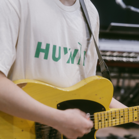 LIVE 2026 -City Lights- ロゴTシャツ(クリーム)